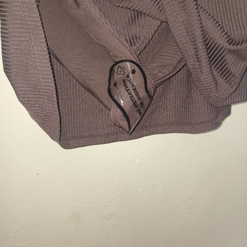 Brown two piece bathing suit - Picture 9 of 9